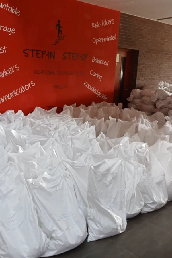 earthquake relief supplies