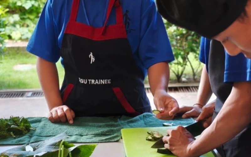 deaf_kitchen_2 SISU Sign trainee chefs